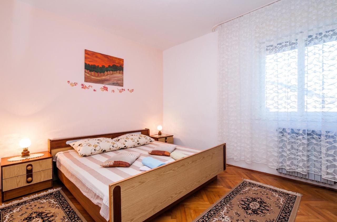 Apartments For Families With Children Privlaka, Zadar - 5747 מראה חיצוני תמונה