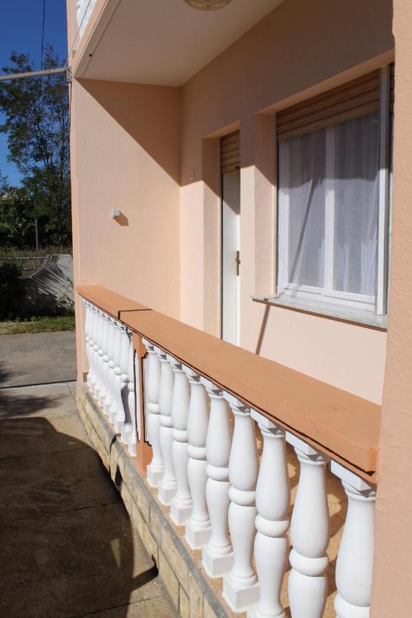 Apartments For Families With Children Privlaka, Zadar - 5747 מראה חיצוני תמונה